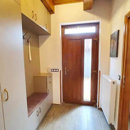 Feriehus House Woody With Private Pool - Biro Tours Nr 88 *