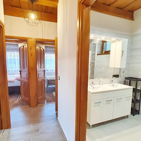 Feriehus House Woody With Private Pool - Biro Tours Nr 88 Vonyarcvashegy